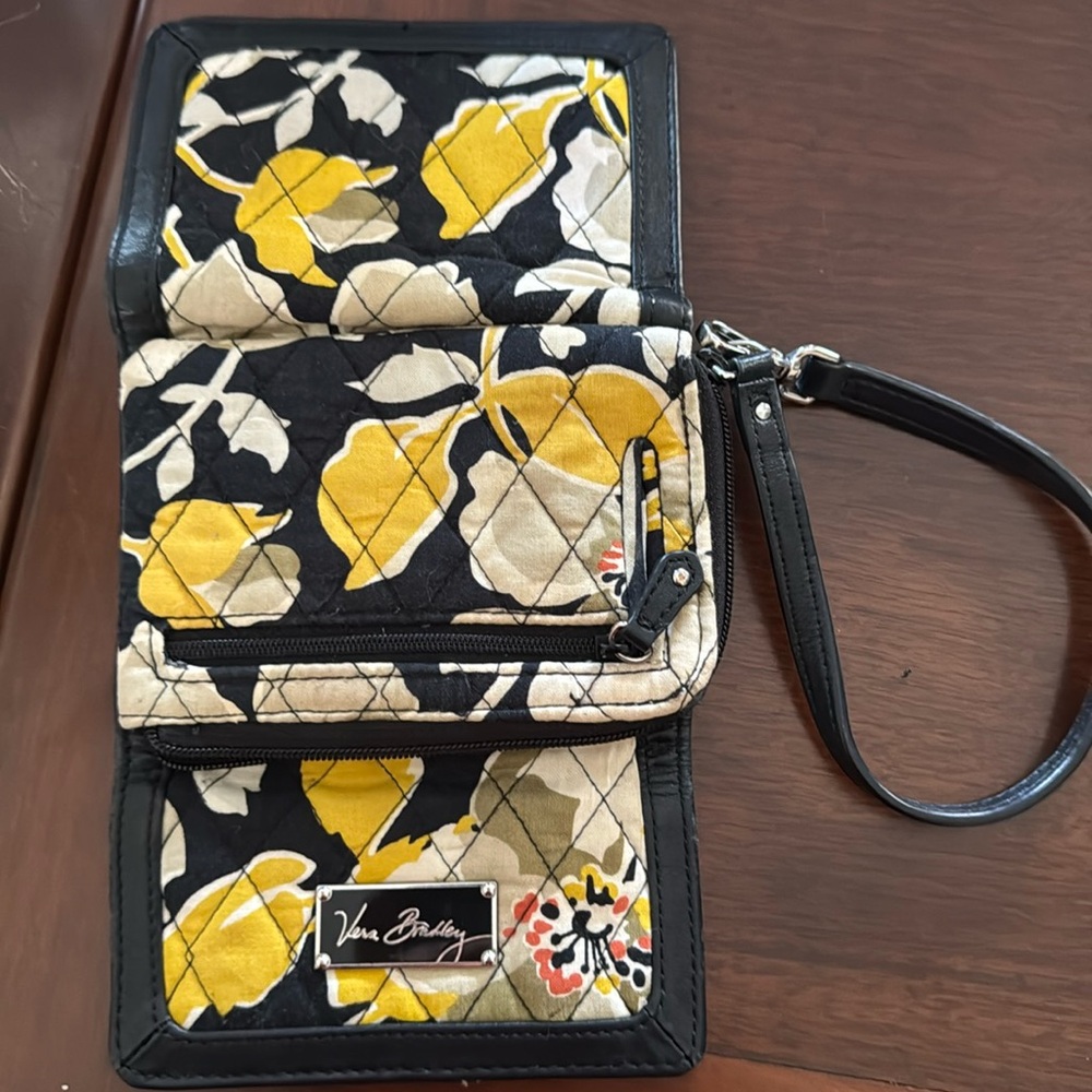 VERA BRADLEY DOGWOOD FLORAL WALLET PURSE QUILTED BAG YELLOW BLACK